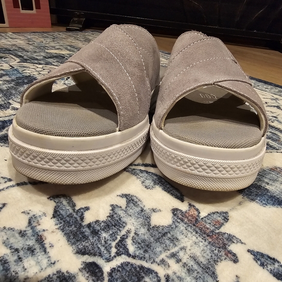 Converse Sandals - Picture 10 of 10